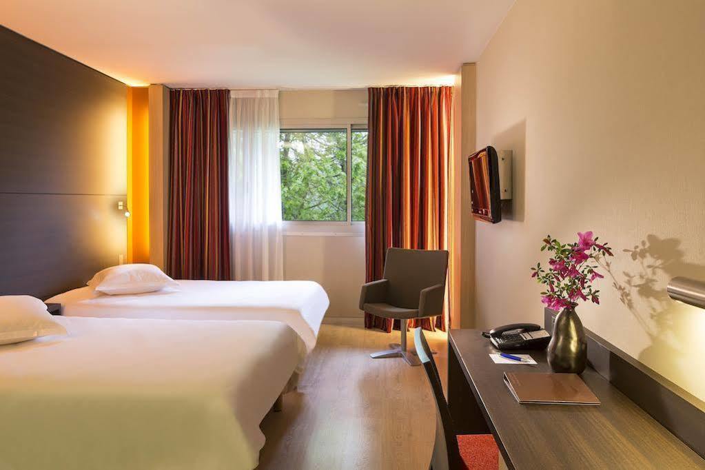 Oceania Quimper Hotell Eksteriør bilde