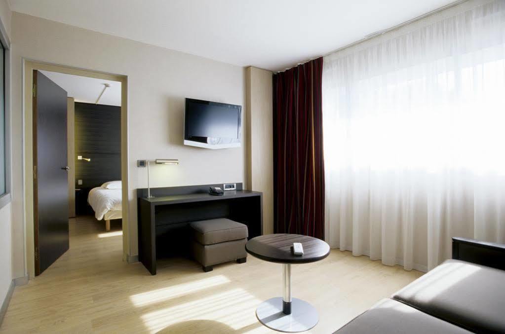 Oceania Quimper Hotell Eksteriør bilde